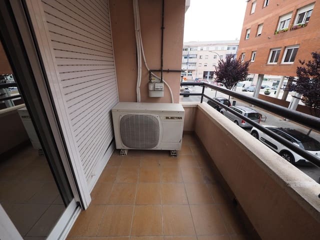 3 slaapkamer Flat te koop in Sant Pere de Ribes - € 118.800 (Ref: 9908416)
