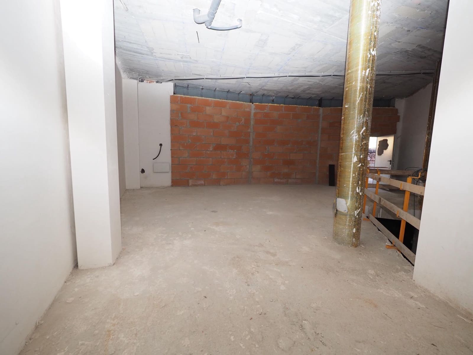 Gewerbe zu verkaufen in Igualada - 35.700 € (Ref: 9908417)