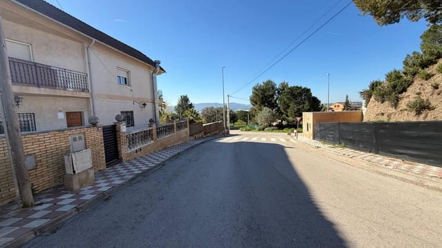 4 soverom Villa til salgs i Abrera - € 190 000 (Ref: 9908420)