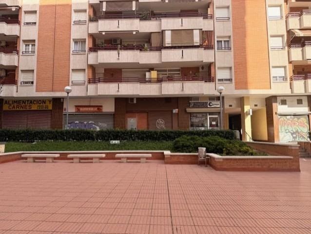 Commercial for sale in L'Hospitalet de Llobregat - € 125,000 (Ref: 9908426)