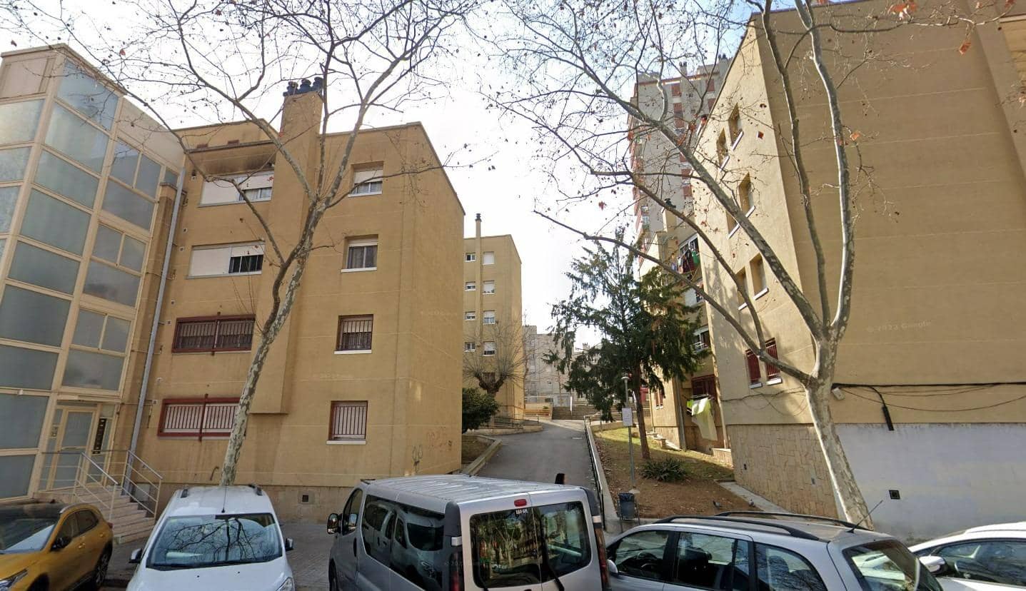 3 soverom Leilighet til salgs i Sabadell - € 130 000 (Ref: 9908429)