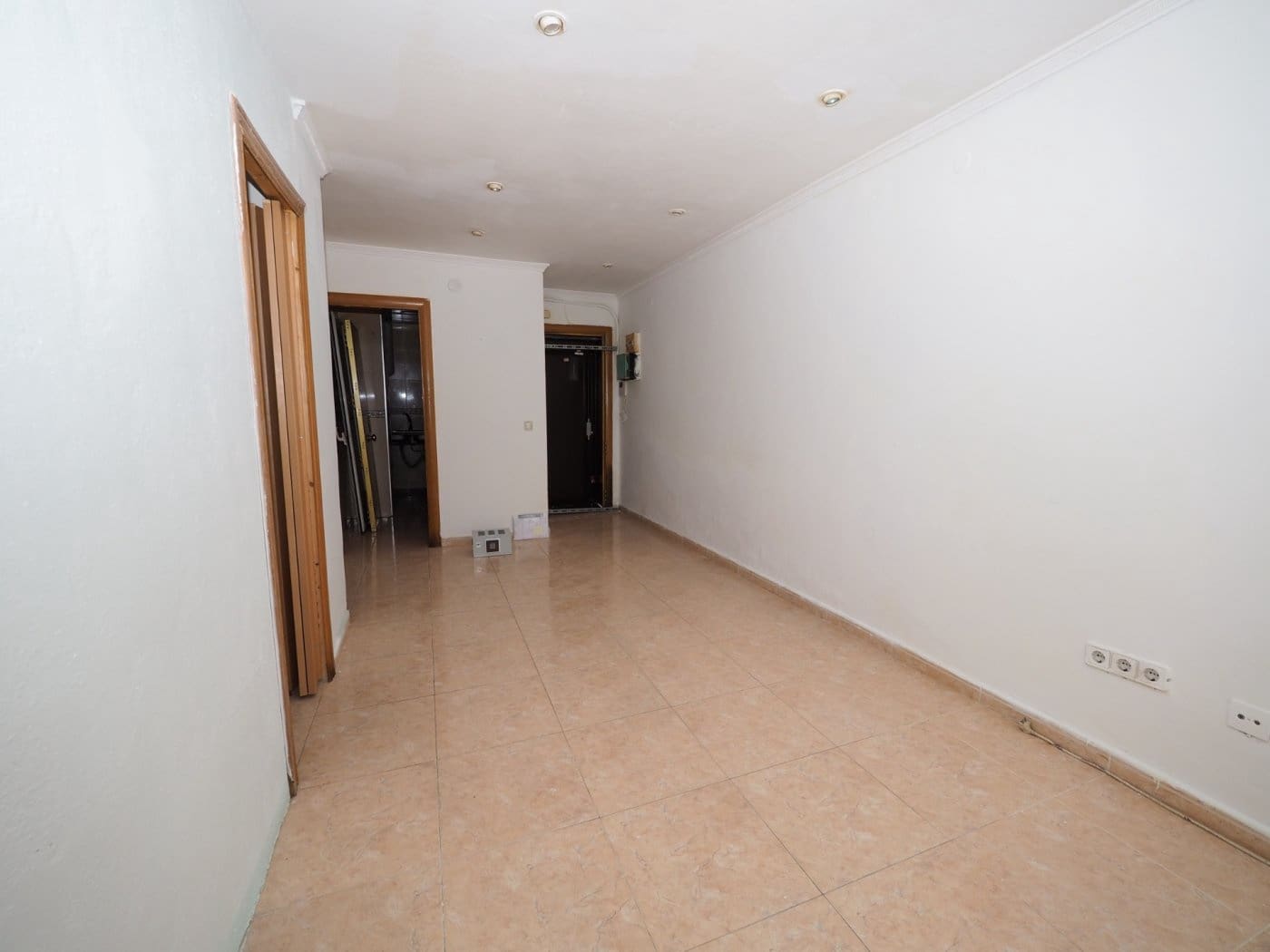 3 Zimmer Wohnung zu verkaufen in Badalona - 120.800 € (Ref: 9908434)