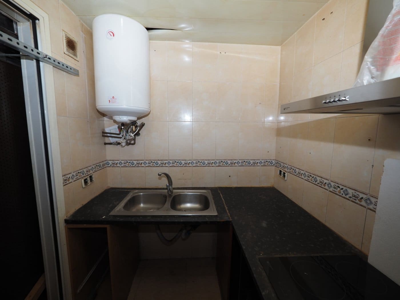 3 Zimmer Wohnung zu verkaufen in Badalona - 120.800 € (Ref: 9908434)