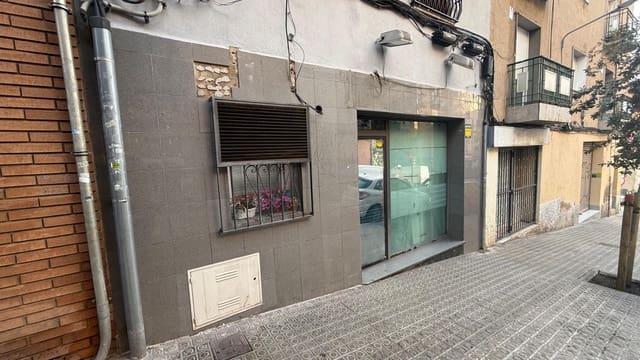 2 quarto Apartamento para venda em L'Hospitalet de Llobregat - 90 000 € (Ref: 9908437)