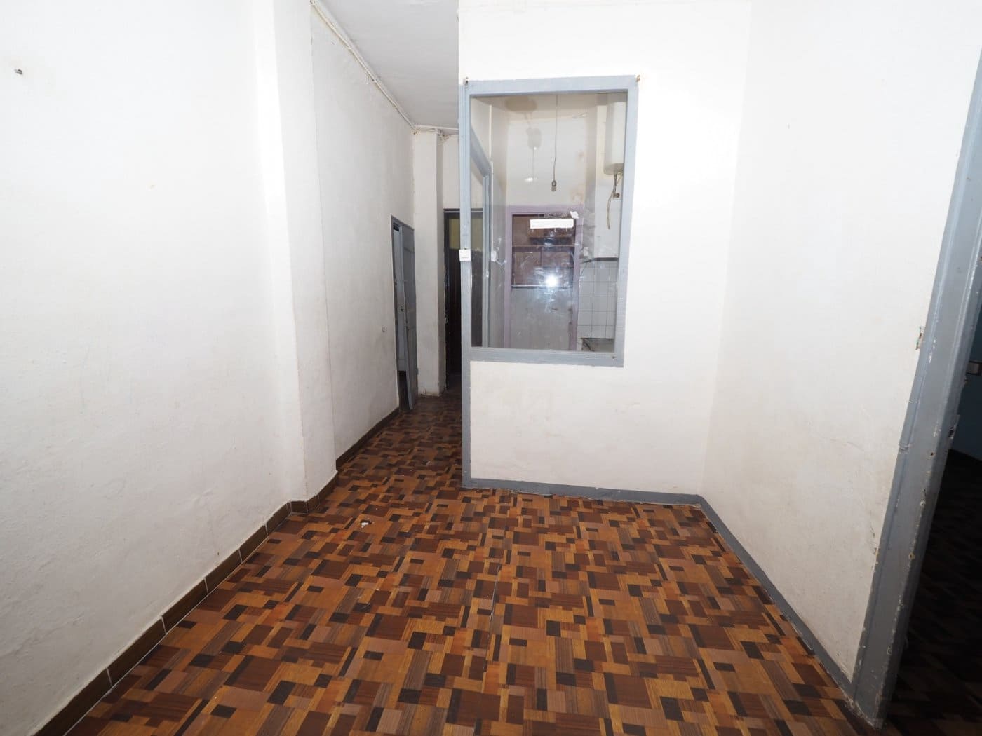 3 Zimmer Wohnung zu verkaufen in Manresa - 43.000 € (Ref: 9908439)