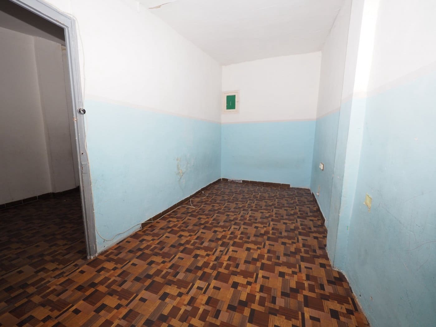 3 Zimmer Wohnung zu verkaufen in Manresa - 43.000 € (Ref: 9908439)