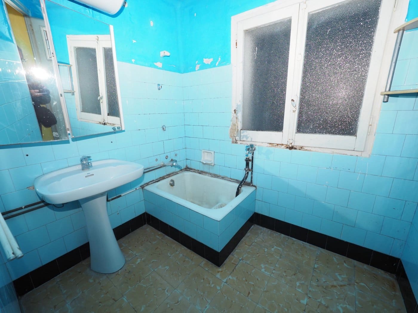 3 Zimmer Wohnung zu verkaufen in Manresa - 43.000 € (Ref: 9908439)