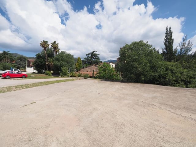 Działka budowlana na sprzedaż w Cànoves i Samalús - 29 000 € (Ref: 9908444)