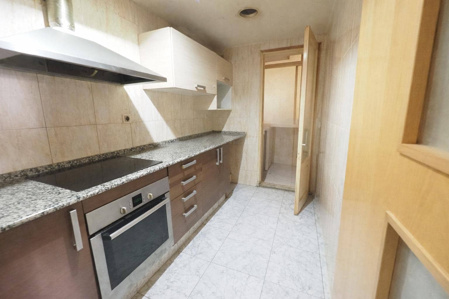 4 Zimmer Wohnung zu verkaufen in Manresa mit Pool - 146.000 € (Ref: 9908445)