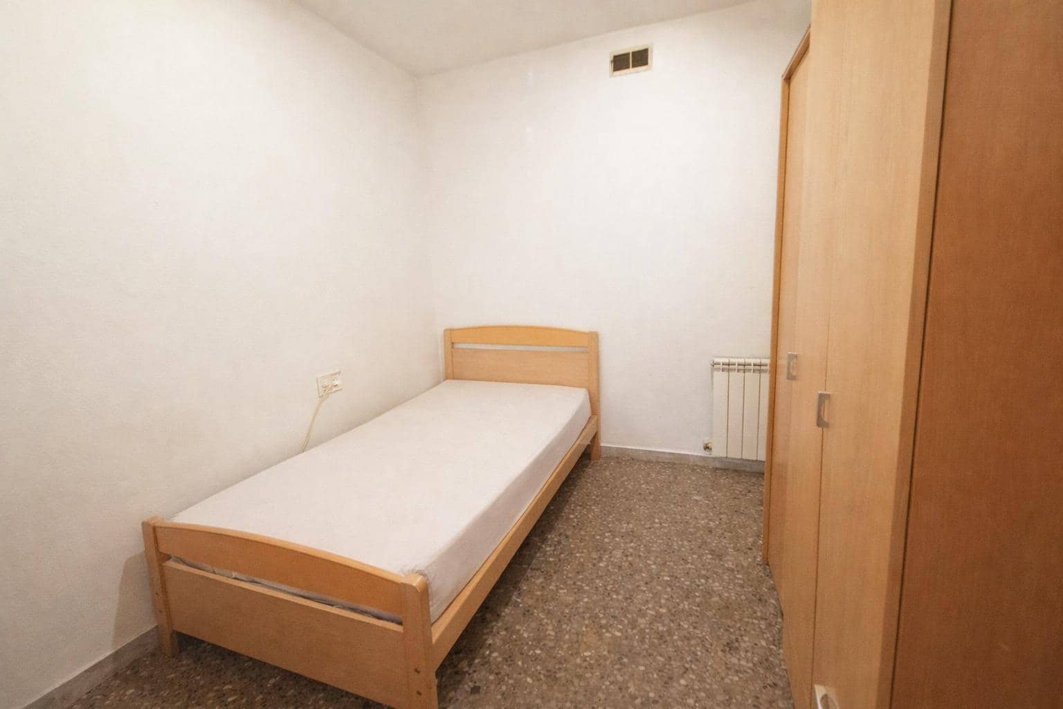 4 Zimmer Wohnung zu verkaufen in Manresa mit Pool - 146.000 € (Ref: 9908445)