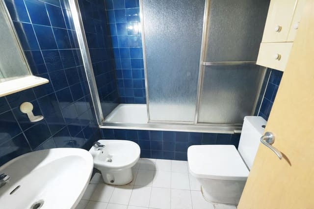 4 soveværelse Lejlighed til salg i Manresa med swimmingpool - € 146.000 (Ref: 9908445)