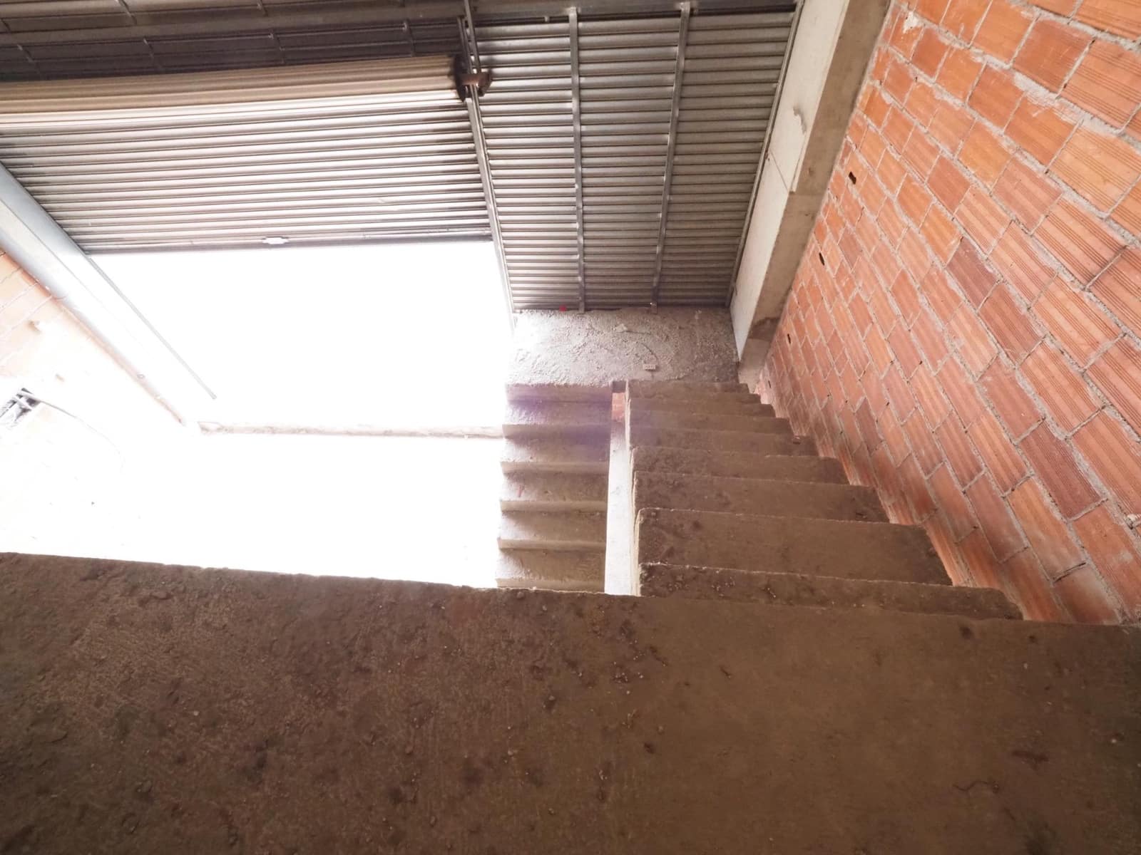 Commercial for sale in Terrassa - € 165,000 (Ref: 9908447)