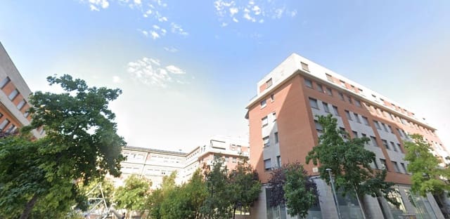 3 sovrum Lägenhet till salu i Sabadell - 166 000 € (Ref: 9908449)