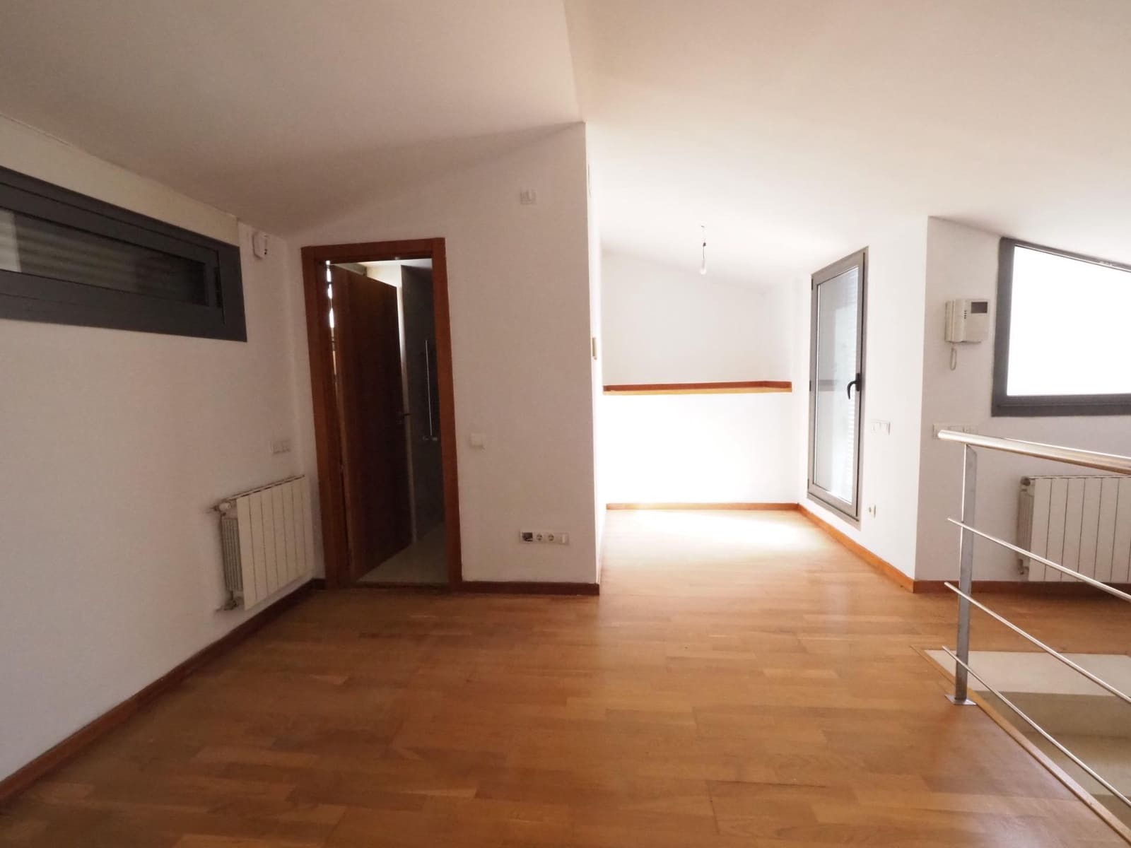 2 bedroom Apartment for sale in Vilafranca del Penedes - € 255,000 (Ref: 9908460)