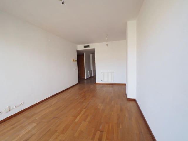 2 bedroom Apartment for sale in Vilafranca del Penedès - € 255,000 (Ref: 9908460)