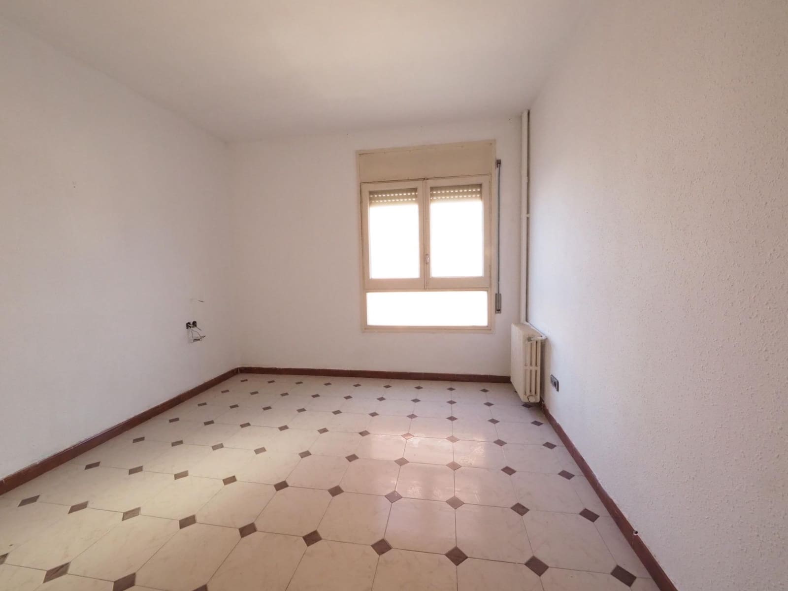 Piso de 4 habitaciones en Igualada en venta - 169.000 € (Ref: 9908462)