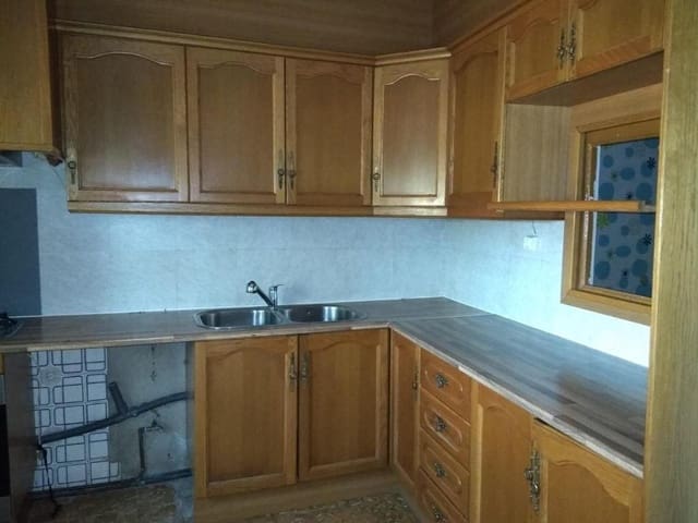 3 sypialnia Dom szeregowy na sprzedaż w Sabadell - 219 000 € (Ref: 9908463)