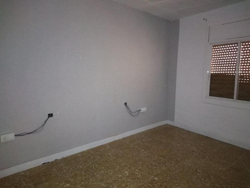 3 sypialnia Dom szeregowy na sprzedaż w Sabadell - 219 000 € (Ref: 9908463)