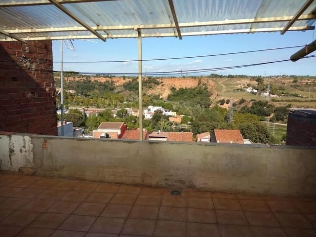 3 sypialnia Dom szeregowy na sprzedaż w Sabadell - 219 000 € (Ref: 9908463)