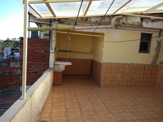 3 sypialnia Dom szeregowy na sprzedaż w Sabadell - 219 000 € (Ref: 9908463)