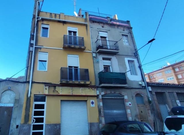 Piso de 3 habitaciones en Manresa en venta - 59.900 € (Ref: 9908465)