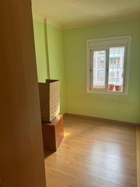 2 soverom Leilighet til salgs i Cornella de Llobregat - € 115 000 (Ref: 9908466)