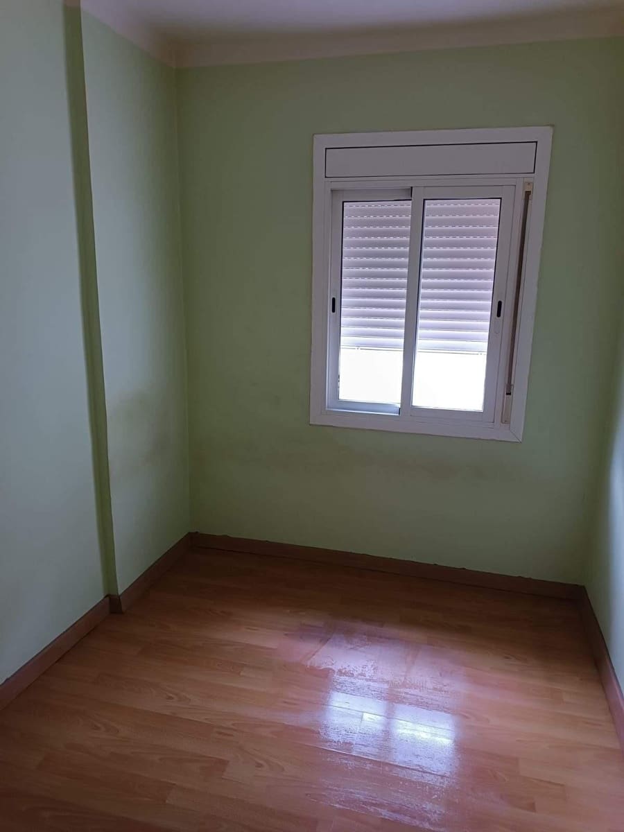 2 soverom Leilighet til salgs i Cornella de Llobregat - € 115 000 (Ref: 9908466)