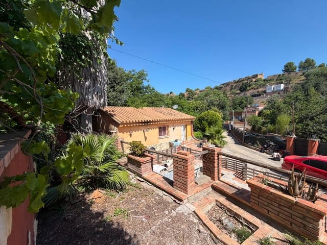 3 soverom Villa til salgs i Tortosa med svømmebasseng - € 106 000 (Ref: 9908470)