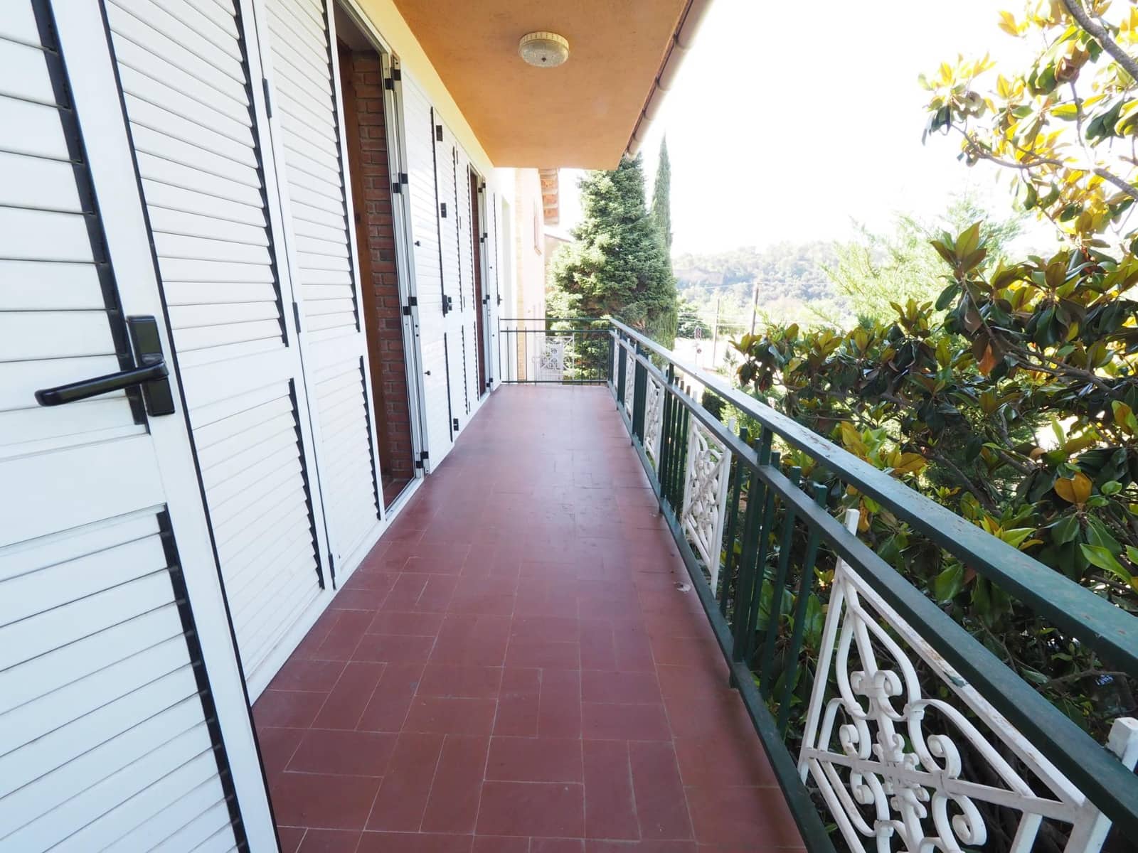 4 bedroom Finca/Country House for sale in La Pobla de Claramunt with garage - € 360,000 (Ref: 9908471)