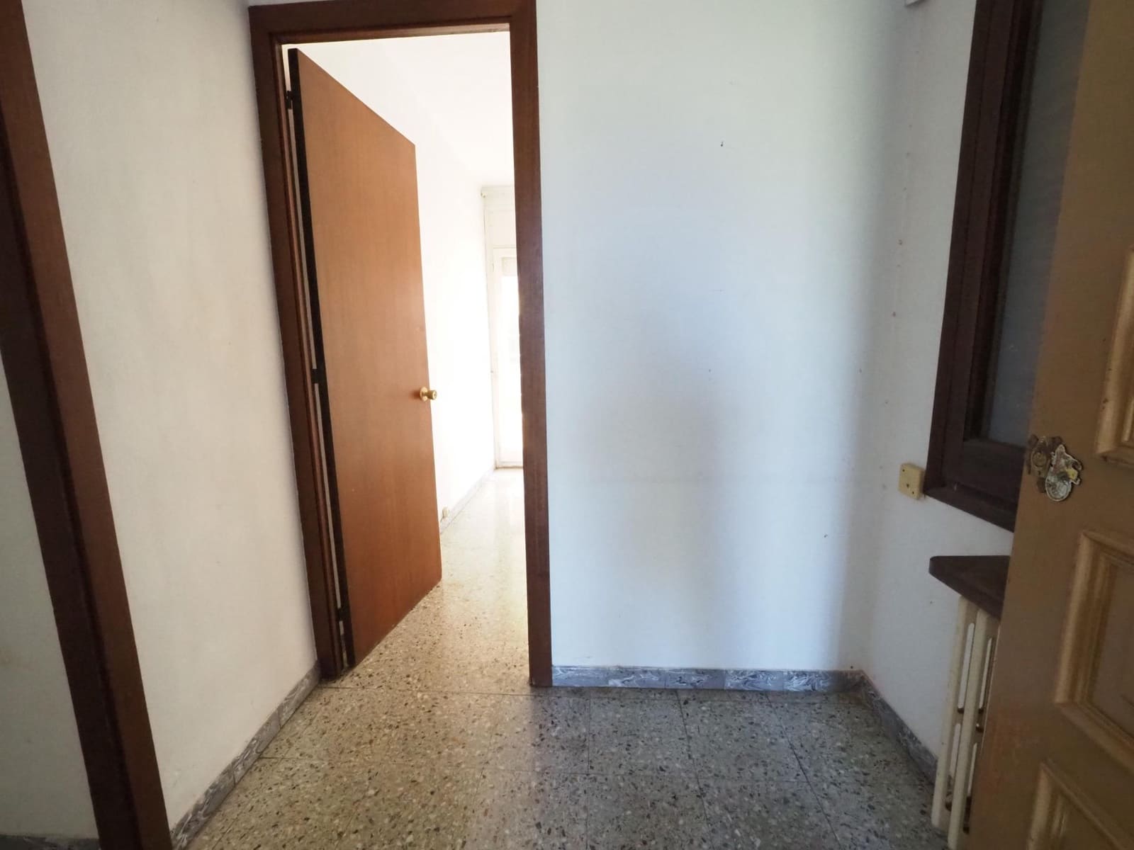 4 bedroom Finca/Country House for sale in La Pobla de Claramunt with garage - € 360,000 (Ref: 9908471)