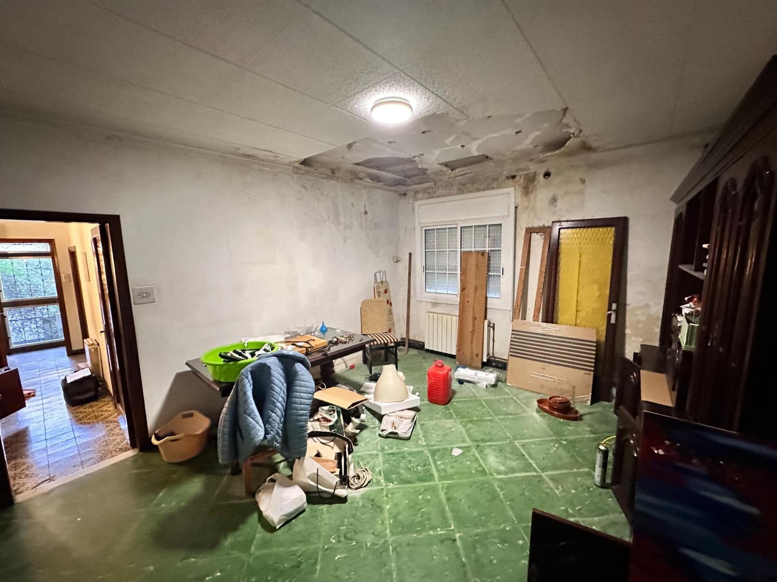 Casa de 5 habitaciones en Montcada i Reixac en venta - 230.000 € (Ref: 9908472)