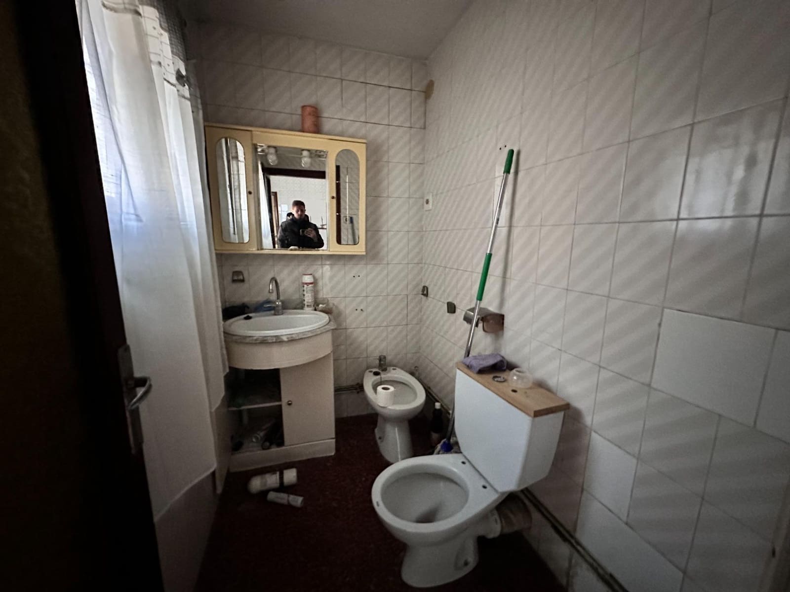 Casa de 5 habitaciones en Montcada i Reixac en venta - 230.000 € (Ref: 9908472)