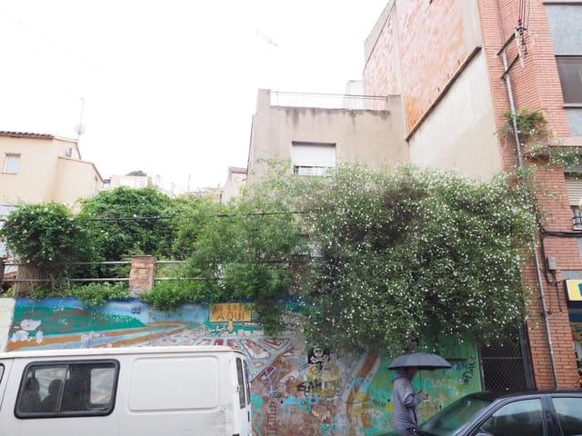 5 slaapkamer Huis te koop in Montcada i Reixac - € 230.000 (Ref: 9908472)