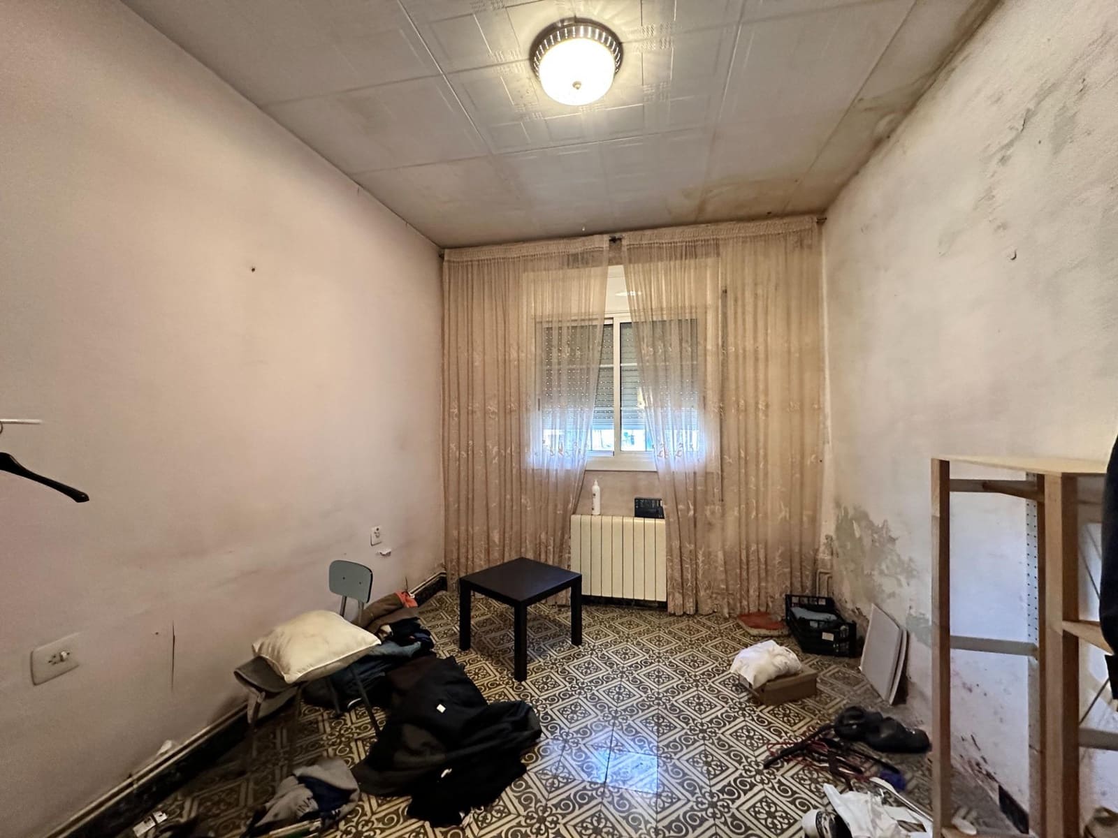 Casa de 5 habitaciones en Montcada i Reixac en venta - 230.000 € (Ref: 9908472)