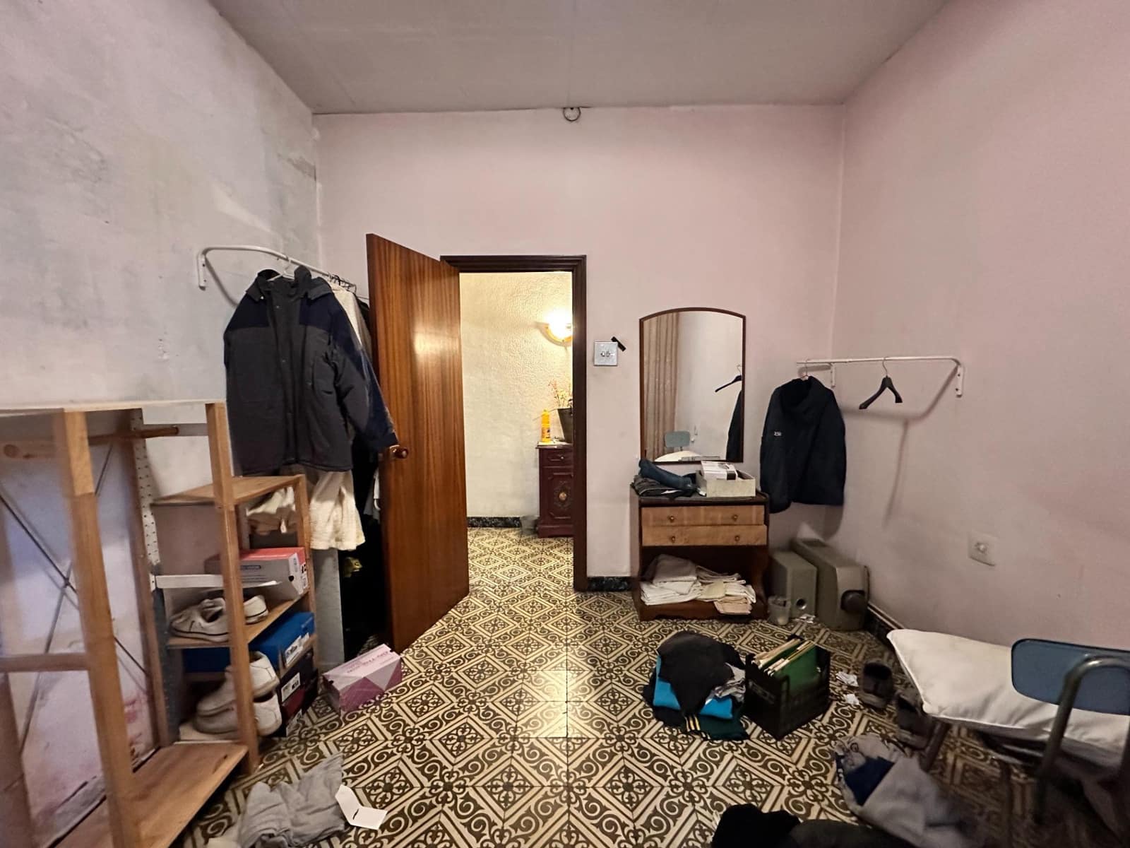 Casa de 5 habitaciones en Montcada i Reixac en venta - 230.000 € (Ref: 9908472)
