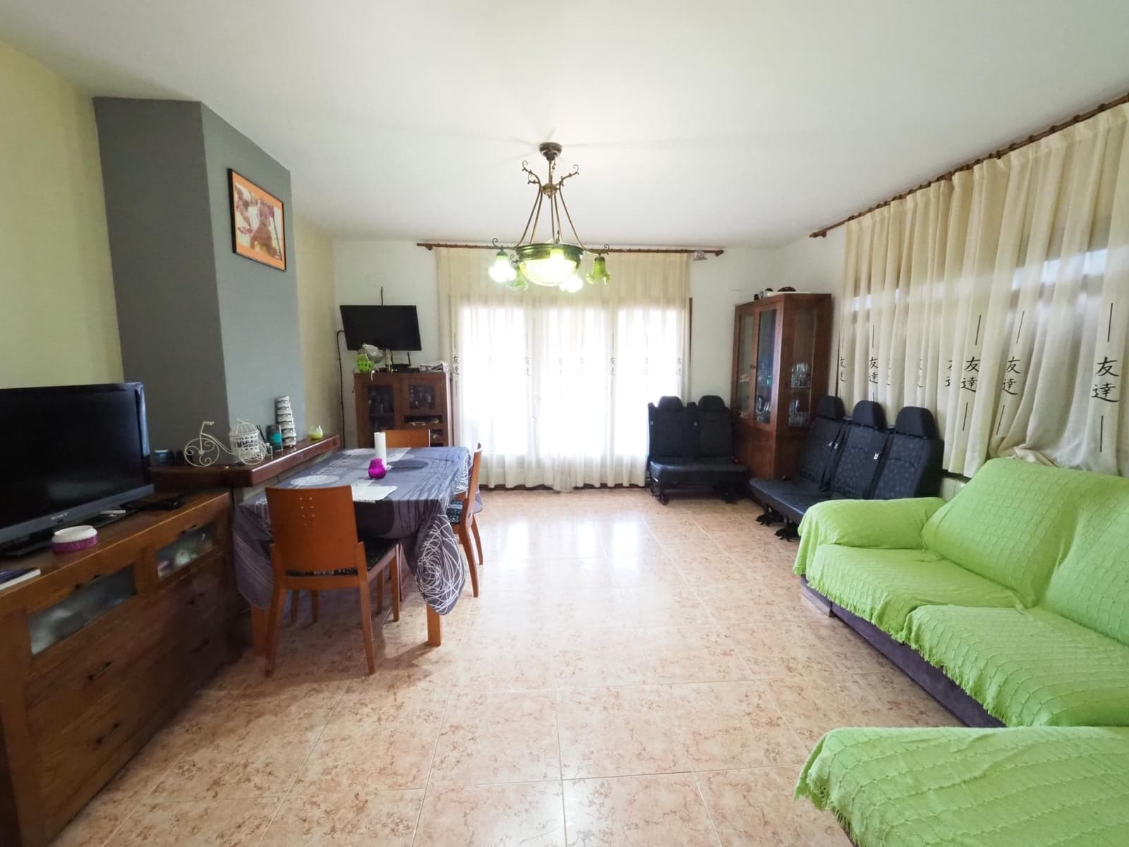 3 camera da letto Villa in vendita in Vidreres con garage - 210.000 € (Rif: 9908473)