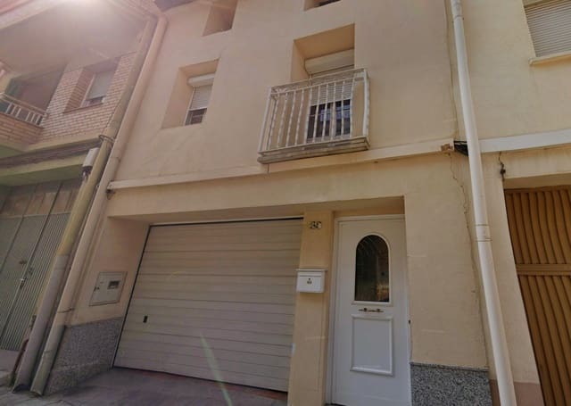 Casa de 5 habitaciones en Alcarràs en venta con garaje - 150.000 € (Ref: 9908475)