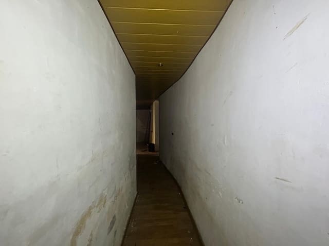 Piso de 3 habitaciones en Gironella en venta - 42.000 € (Ref: 9908477)