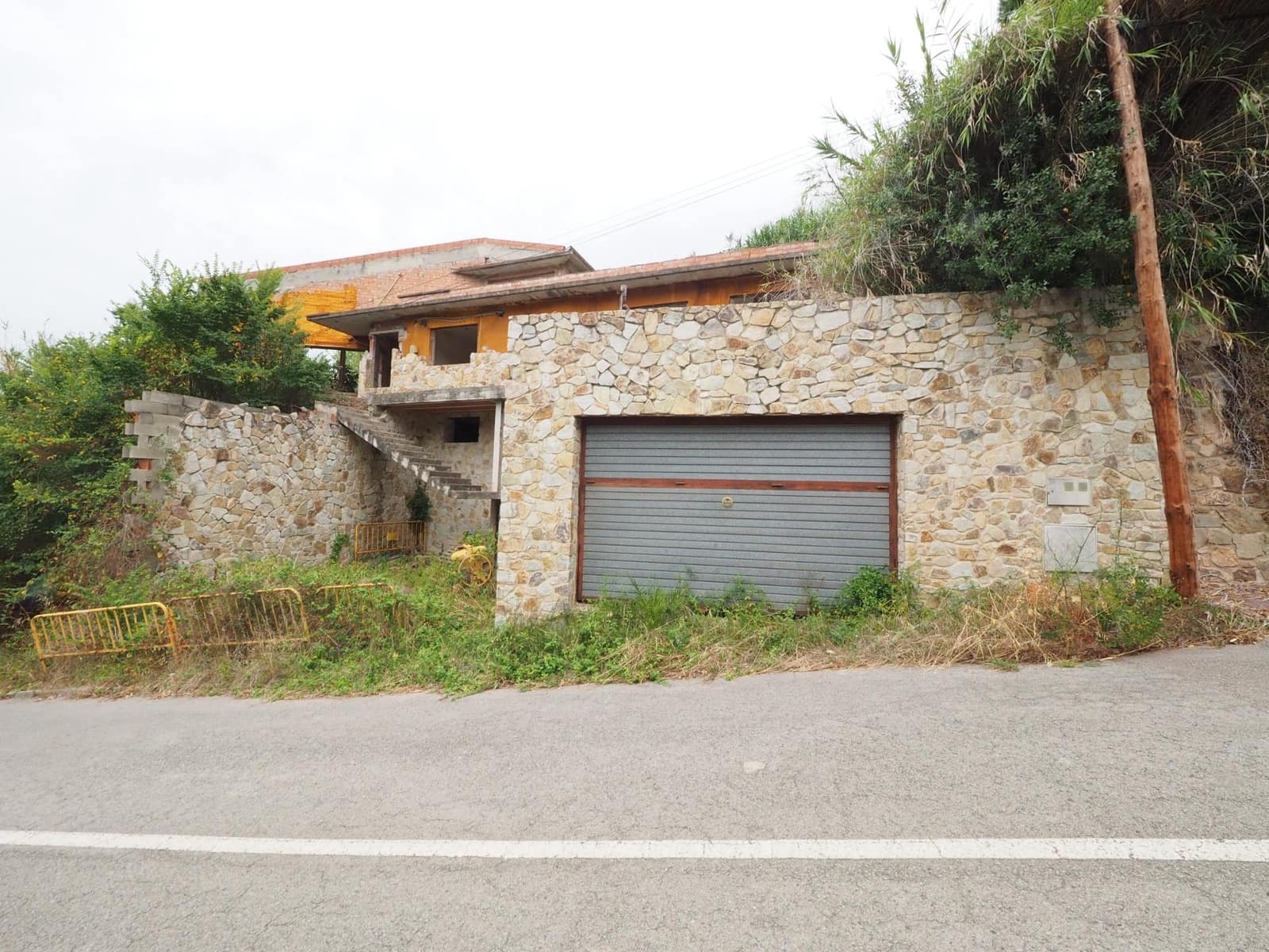 4 chambre Villa/Maison à vendre à Arenys de Munt - 150 000 € (Ref: 9908481)