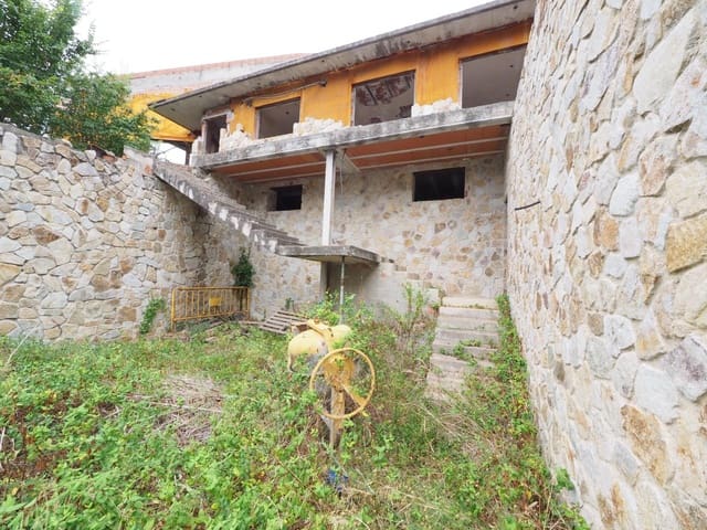 4 chambre Villa/Maison à vendre à Arenys de Munt - 150 000 € (Ref: 9908481)