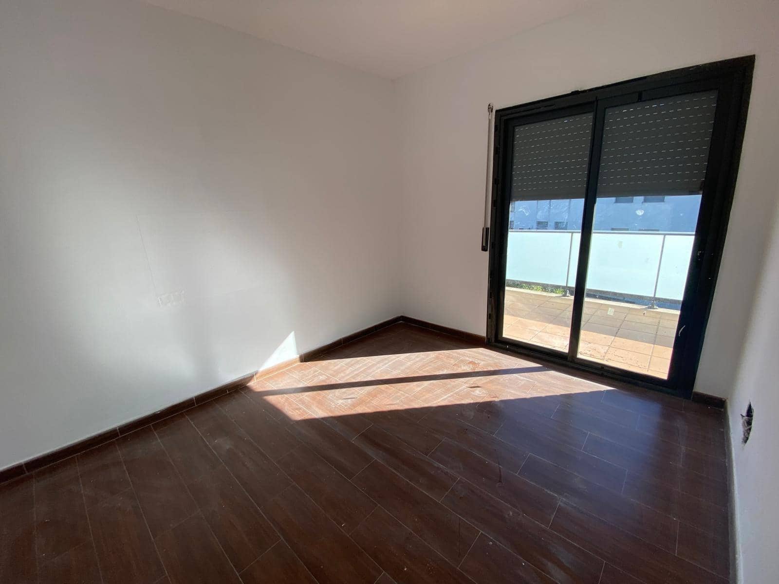4 chambre Villa/Maison Semi-Mitoyenne à vendre à Vilanova i la Geltru avec piscine garage - 350 000 € (Ref: 9908483)