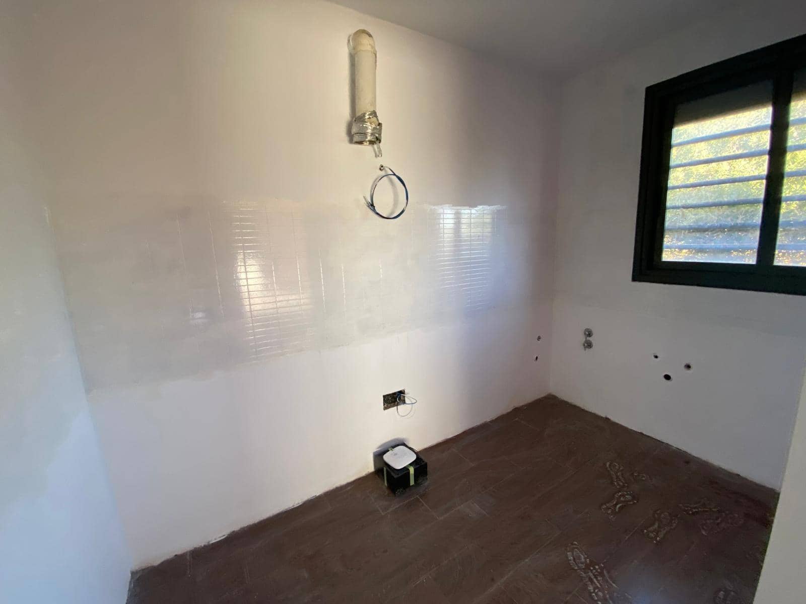 4 chambre Villa/Maison Semi-Mitoyenne à vendre à Vilanova i la Geltru avec piscine garage - 350 000 € (Ref: 9908483)