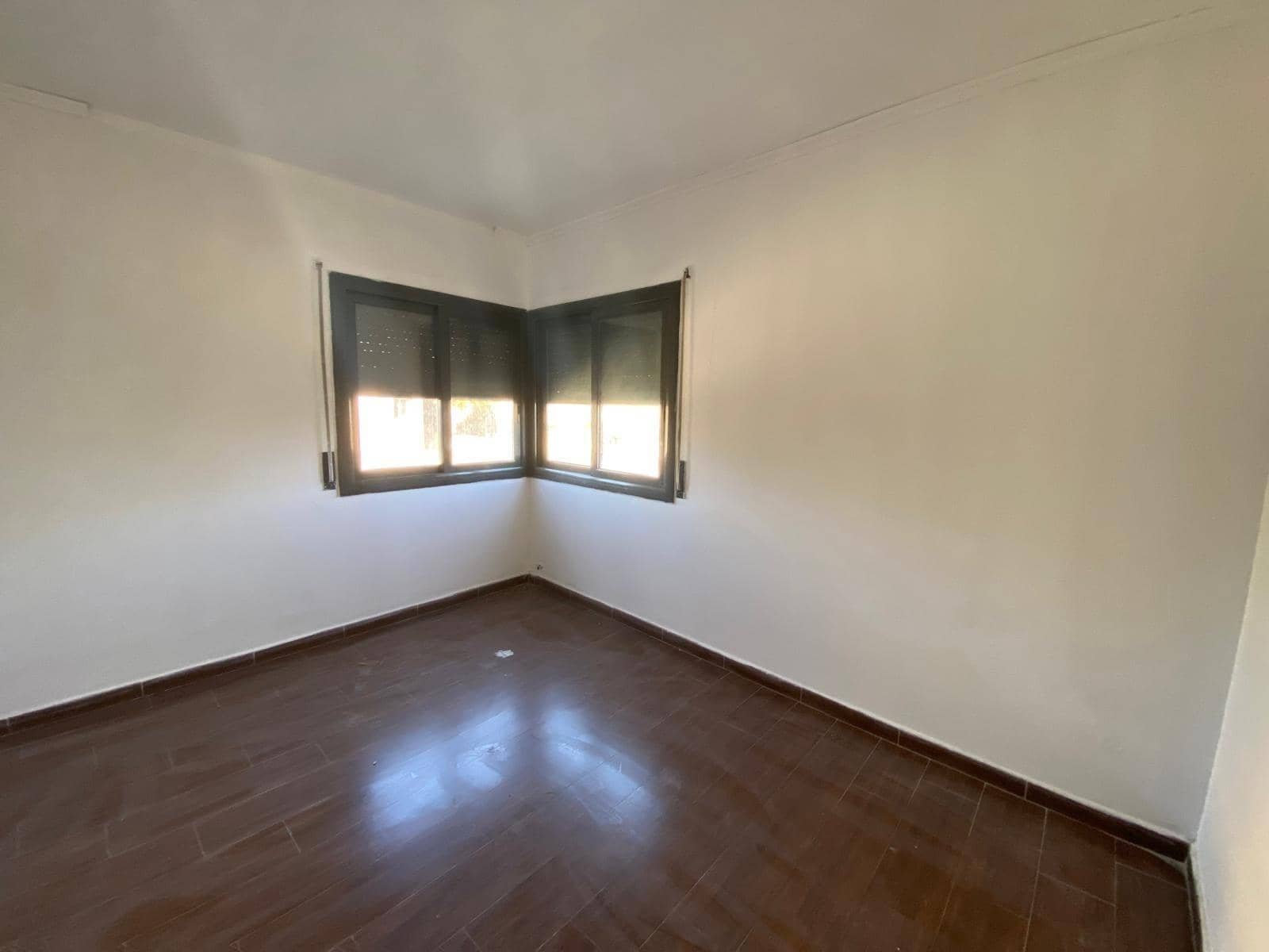 4 chambre Villa/Maison Semi-Mitoyenne à vendre à Vilanova i la Geltru avec piscine garage - 350 000 € (Ref: 9908483)