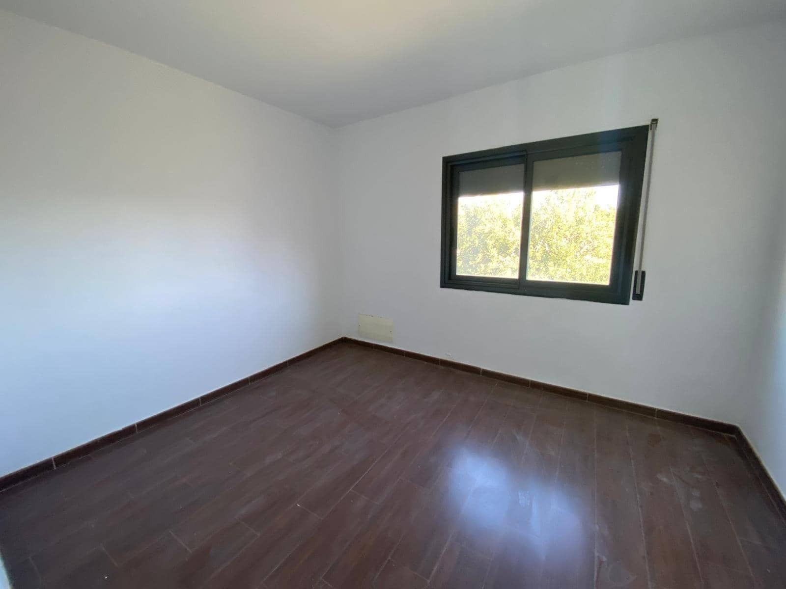 4 chambre Villa/Maison Semi-Mitoyenne à vendre à Vilanova i la Geltru avec piscine garage - 350 000 € (Ref: 9908483)
