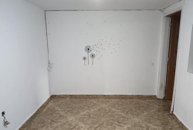 3 soverom Leilighet til salgs i Terrassa - € 130 000 (Ref: 9908490)