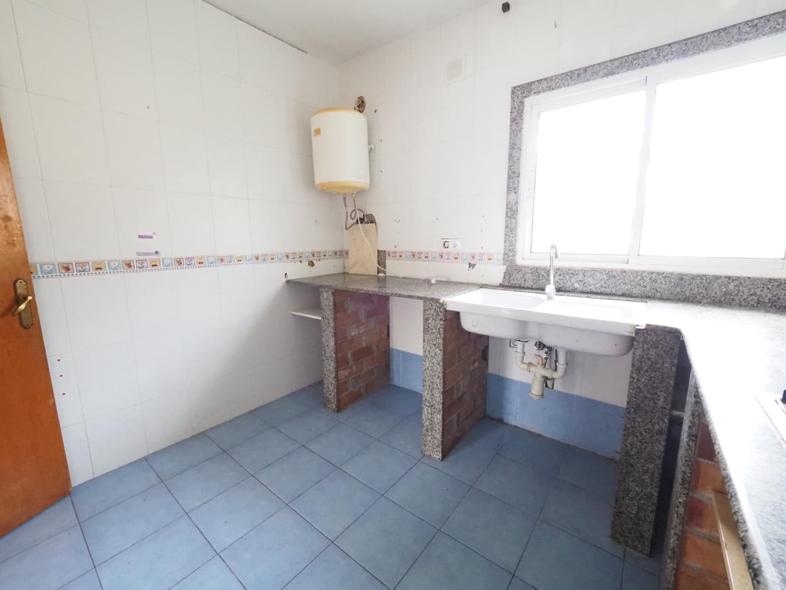 7 makuuhuone Huvila myytävänä paikassa Roda de Bara - 249 000 € (Ref: 9908491)