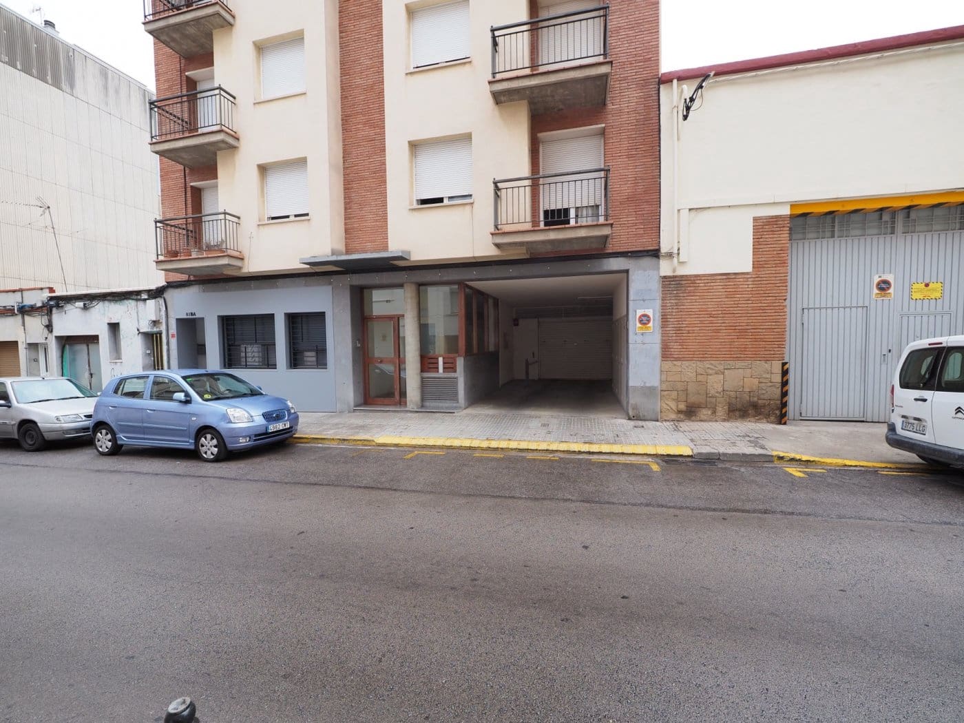 Garage till salu i Terrassa - 9 264 € (Ref: 9908497)