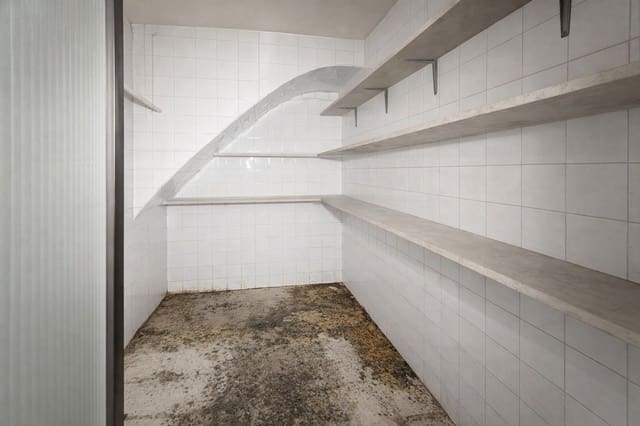 5 makuuhuone Omakotitalo myytävänä paikassa Ulldecona - 135 000 € (Ref: 9908498)
