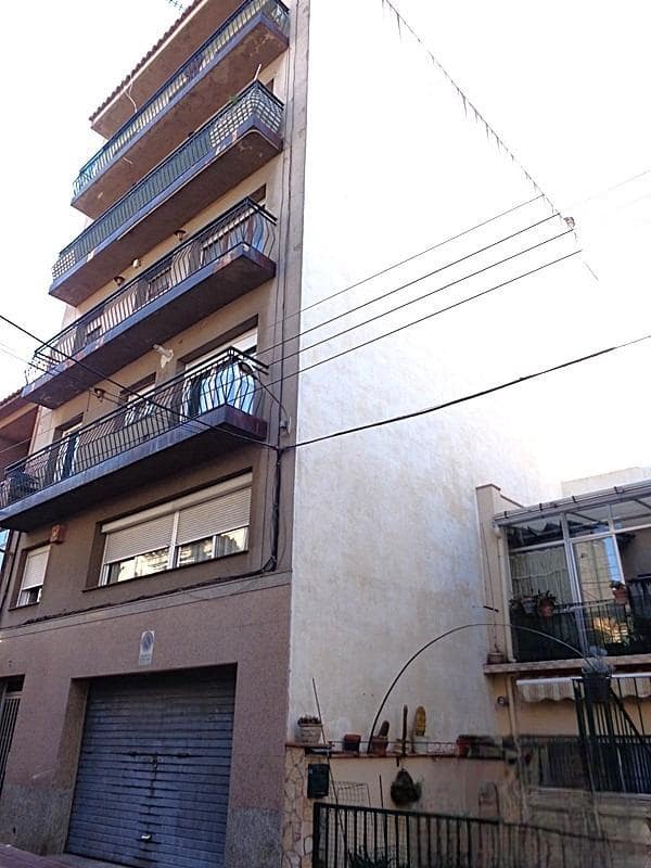 Piso de 4 habitaciones en Sant Feliu de Guíxols en venta - 104.500 € (Ref: 9908500)