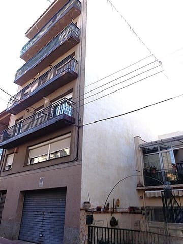 Piso de 4 habitaciones en Sant Feliu de Guíxols en venta - 104.500 € (Ref: 9908500)